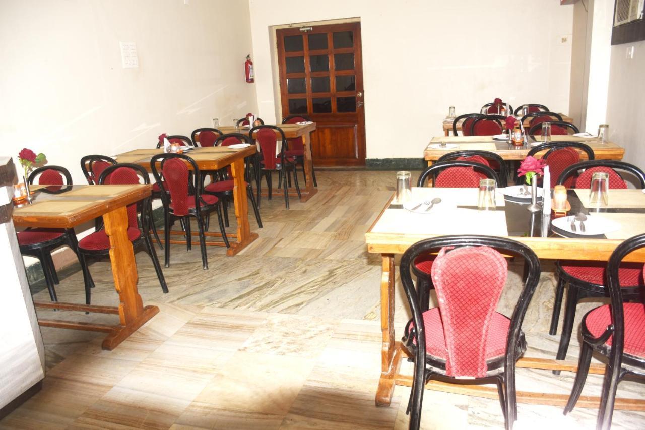 Hotel Trinath Nayagarh Zewnętrze zdjęcie